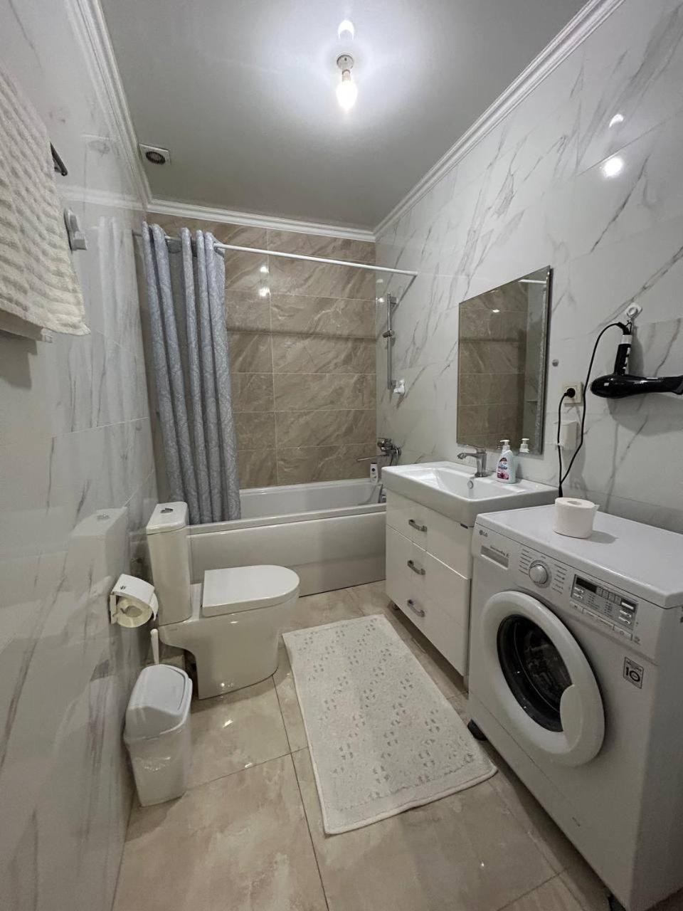 Ecohouse Apartment Bișkek Exterior foto